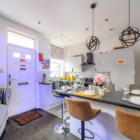 Vakantiehuis 10w - For Your Relaxed & Cosy *